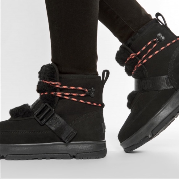 classic weather waterproof hiker boot